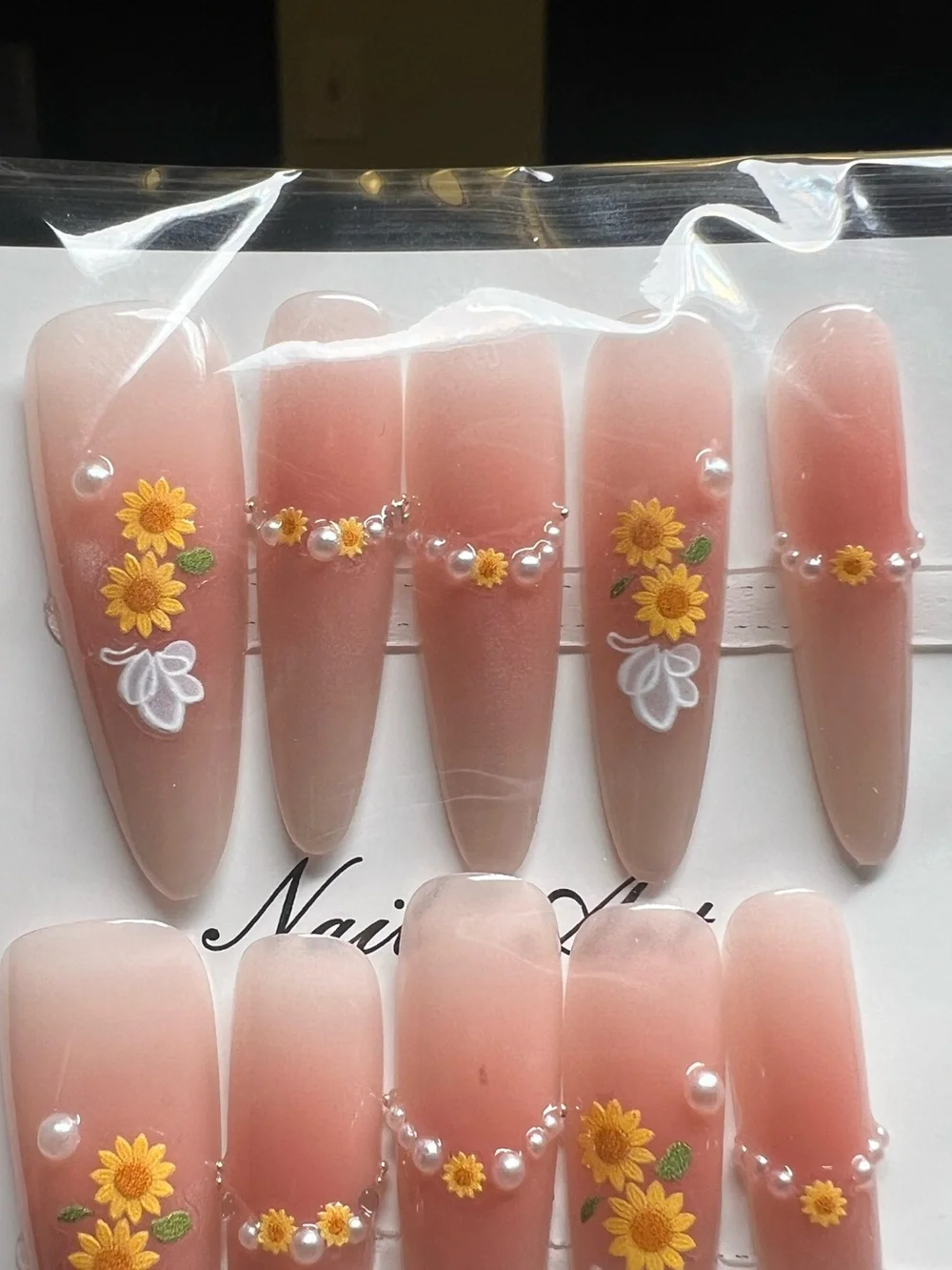 N/A peach ombre